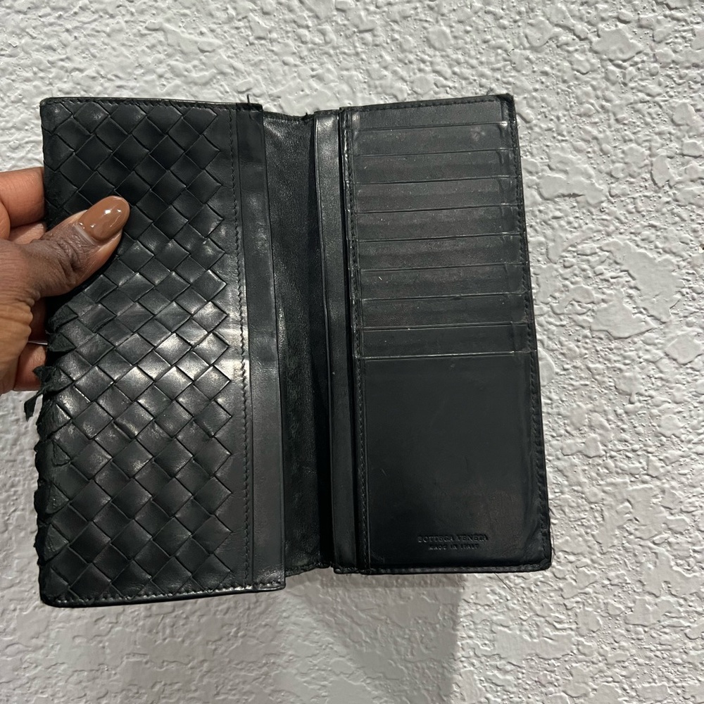 - Bottega Veneta leather flap wallet available‼️ - Picture 7 of 12